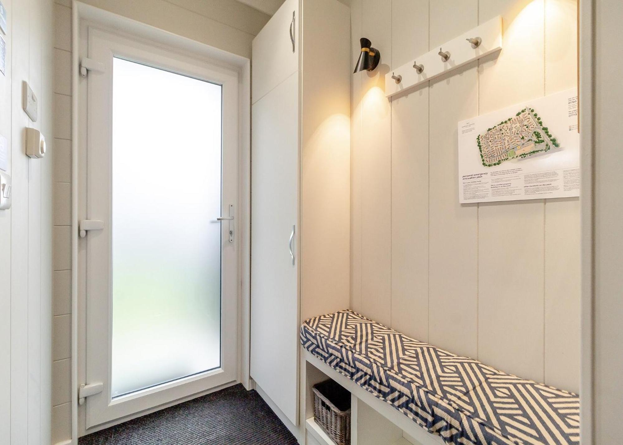 Norfolk Woods Resort And Spa Narborough  Buitenkant foto