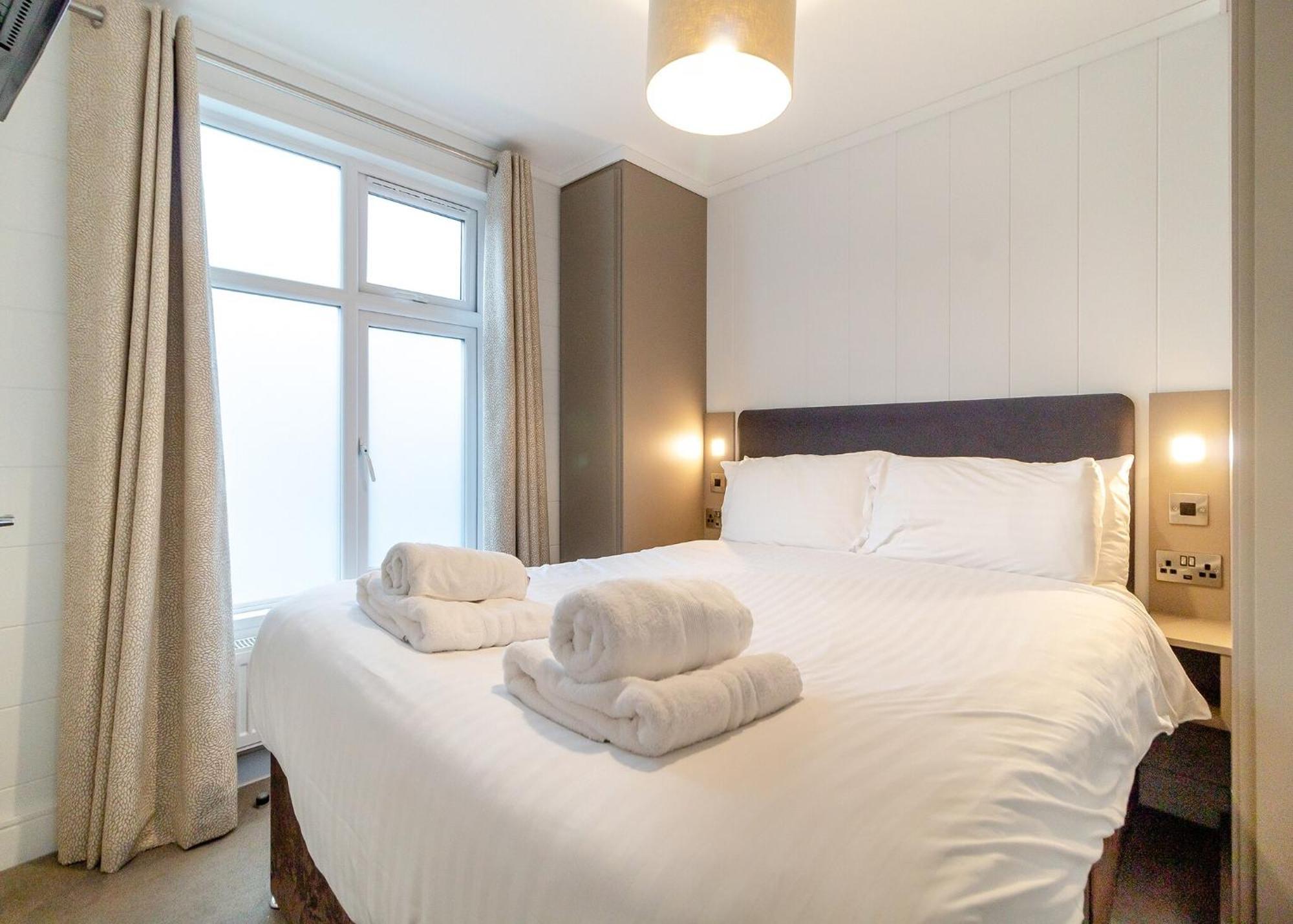 Norfolk Woods Resort And Spa Narborough  Kamer foto